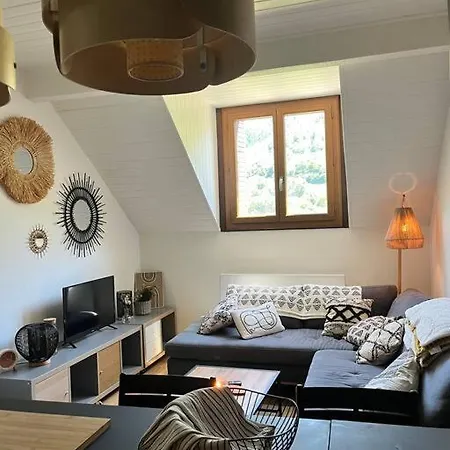 Cozy Pyrenees Mountain Retreat Apartamento *